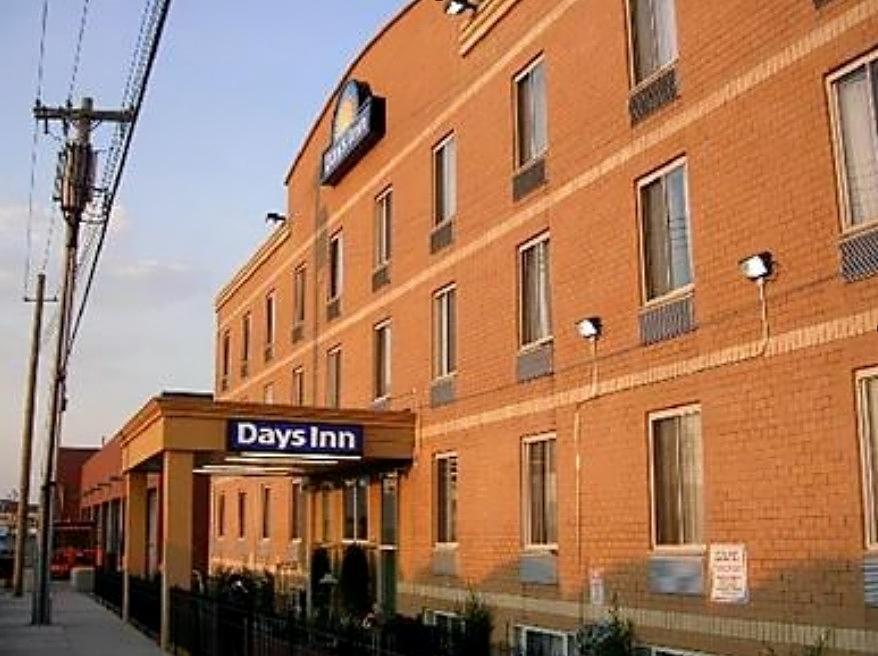 Days Inn By Wyndham Jamaica / Jfk Airport Нью-Йорк Экстерьер фото